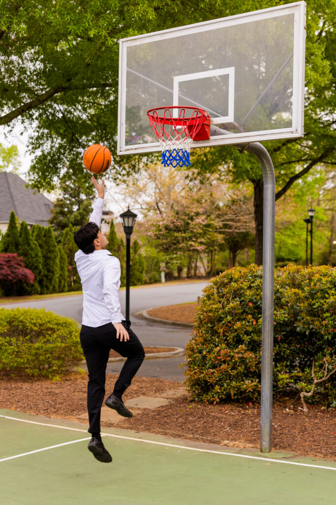 senior portrait session basketball field second location